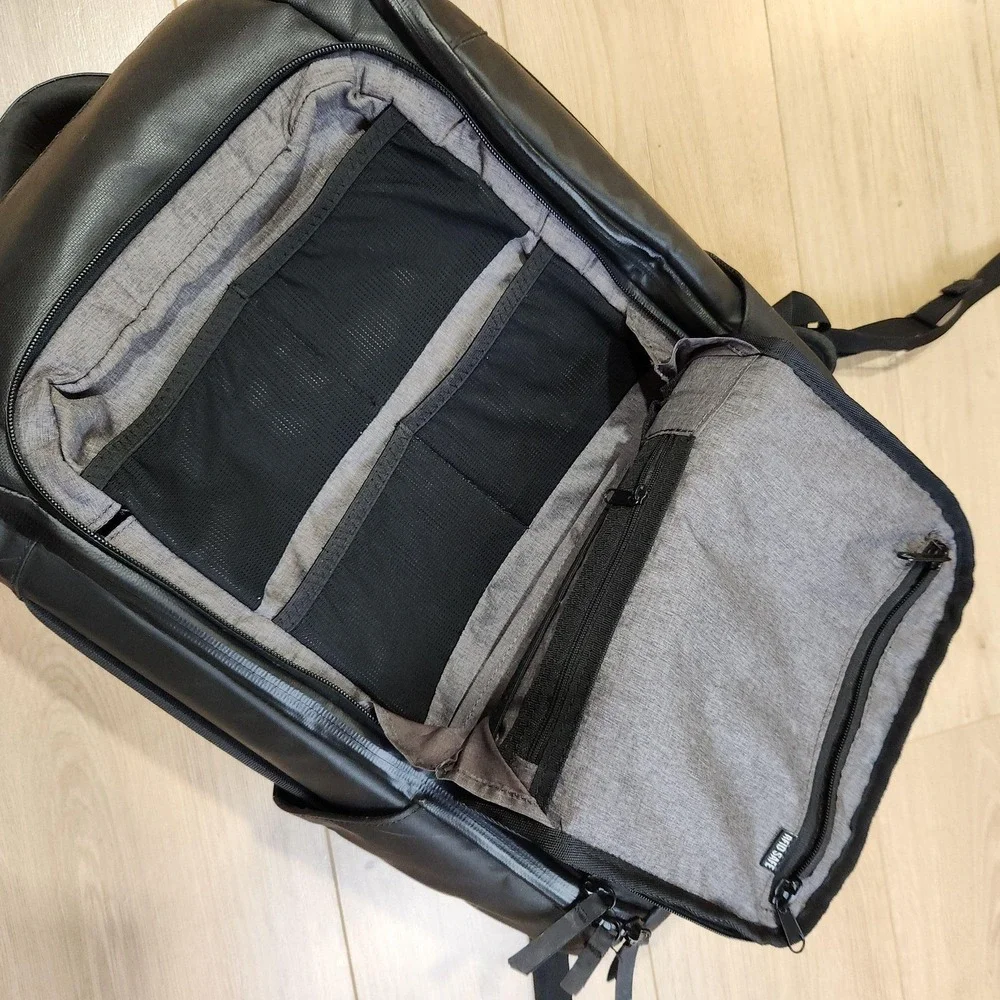 Nomatic Black Travel Laptop Backpack Bag Water Resistant PVC Mens Daypack